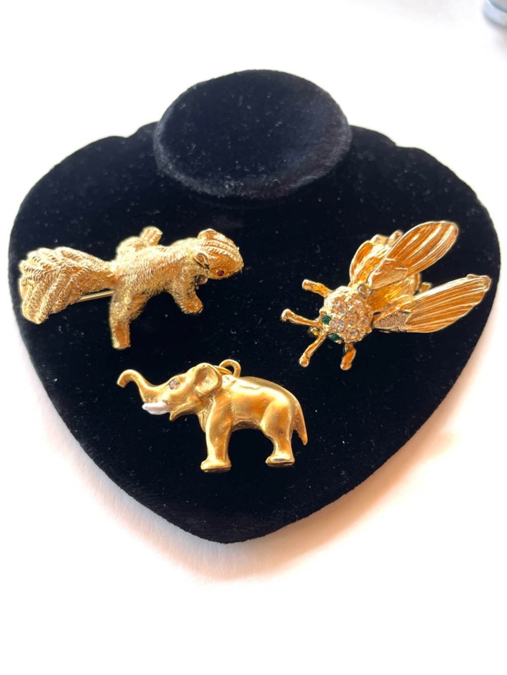 Lot vintage Monet Squirrel Pin, Rhinestone Fly Pin, Elephant Pendant Goldtone